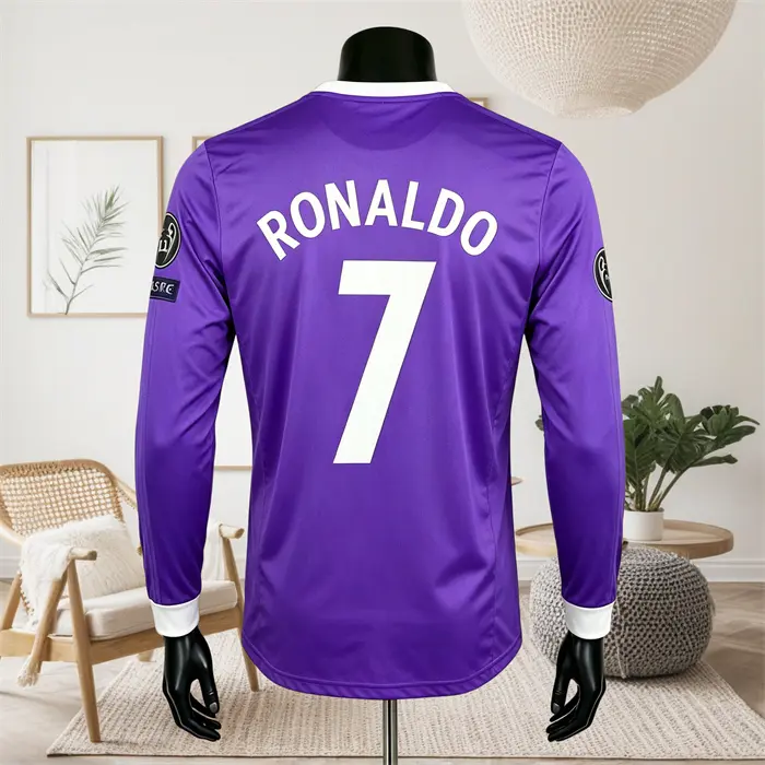 16 17 Away Purple No.7 Ronaldo Long Sleeved Soccer Jersey