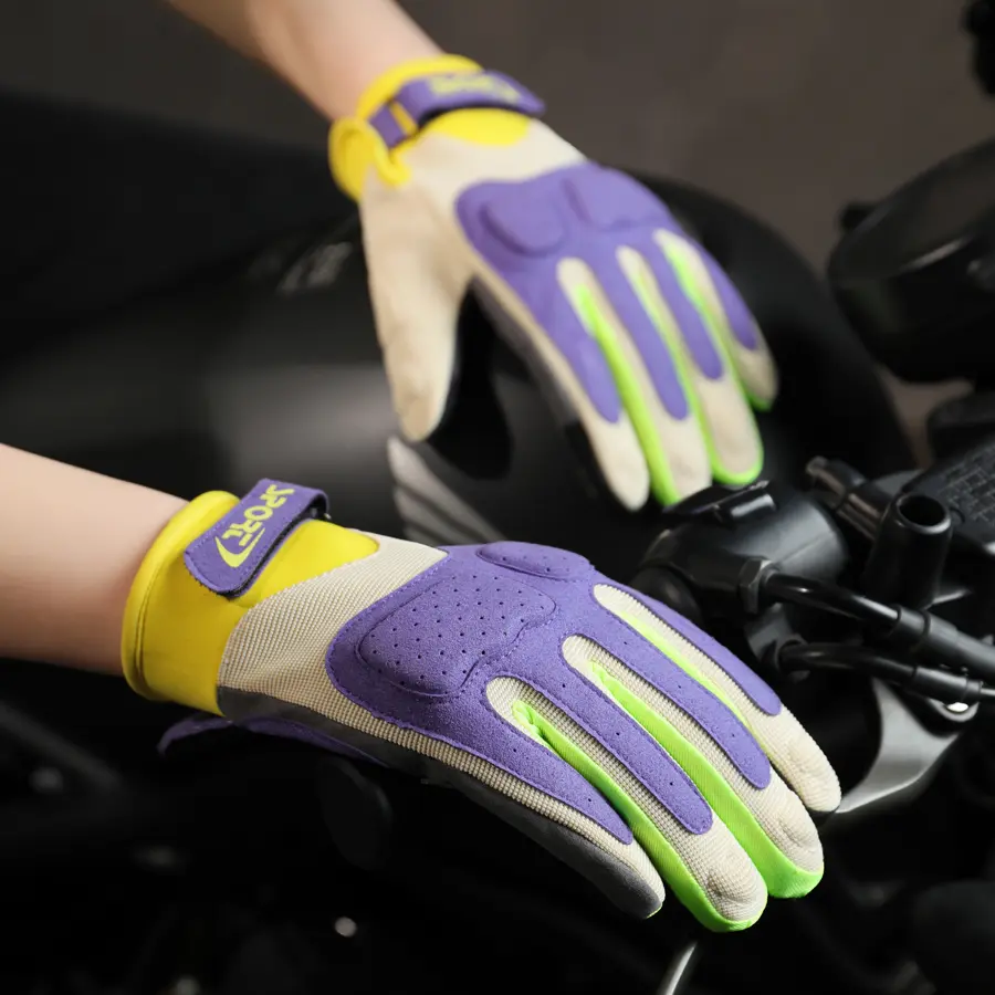 Motorcycle Gloves - Full Finger Touch Screen Sports Gloves for Outdoor Use, with Enhanced Grip and Comfort Accents