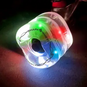 LIGHT UP SHARK WHEEL 60MM, 78A FIREFLY - CLEAR WITH MULTI-COLOR LIGHTS