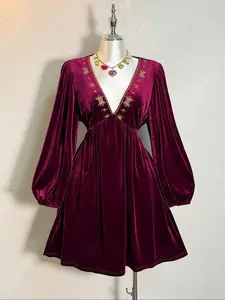 Women's Velvet V-Neck Long Sleeve Dress, Fall Winter Plus Size Star Embroidery Party Gown, Elegant Festival