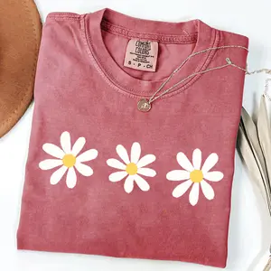 Comfort Colors Daisy Shirt, Wildflower Shirt, Floral Shirt Gift, Birth Month Flower, Gift for Sister, Summer Shirt, Daisy Women Shirt, Womenswear