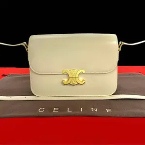 Pre-owned Celine Calfskin Shoulder Bags Classic Triomphe Leather Shoulder Bag