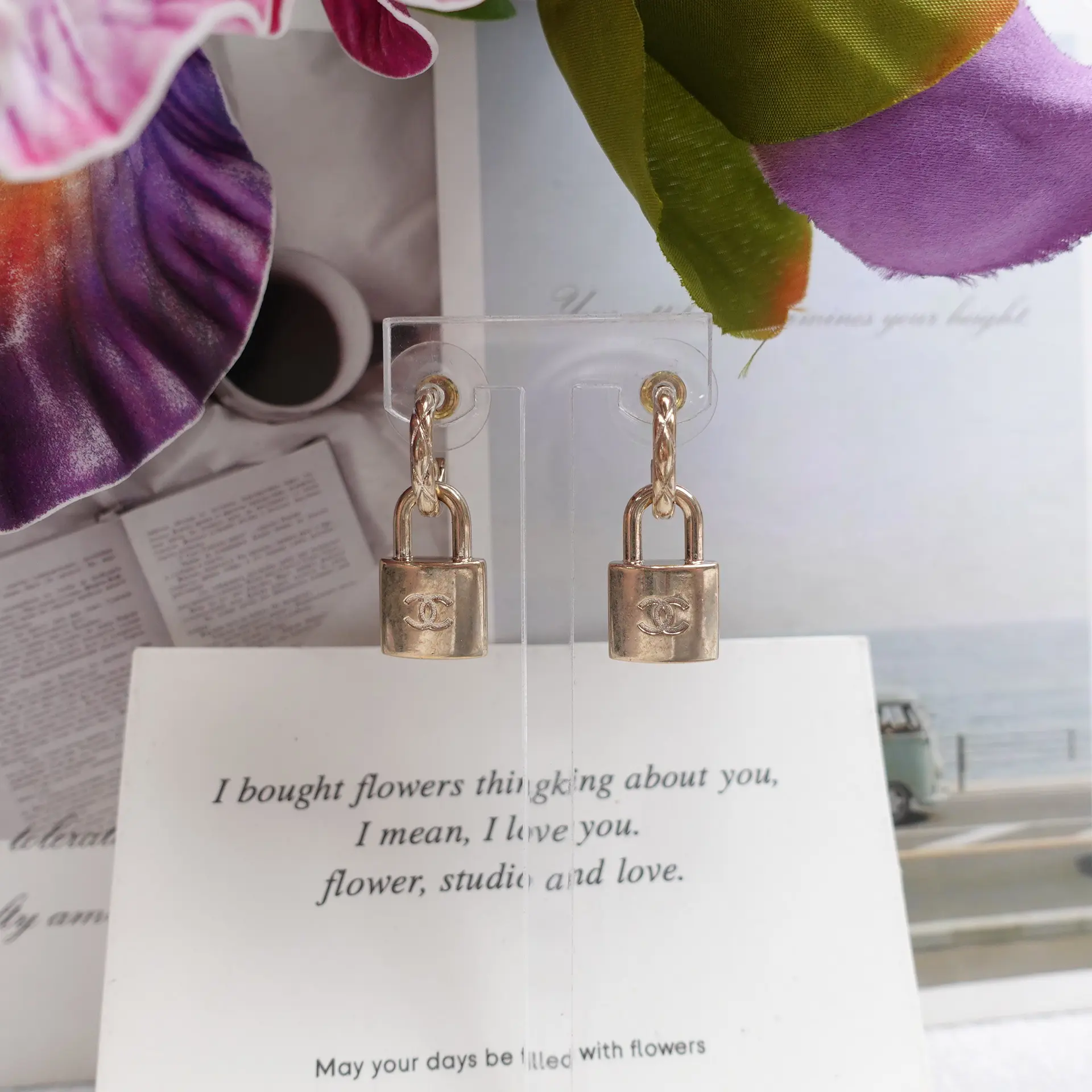 Pre-owned Pre Onwned Chanel Gold Tone CC Lock Earrings T10283014