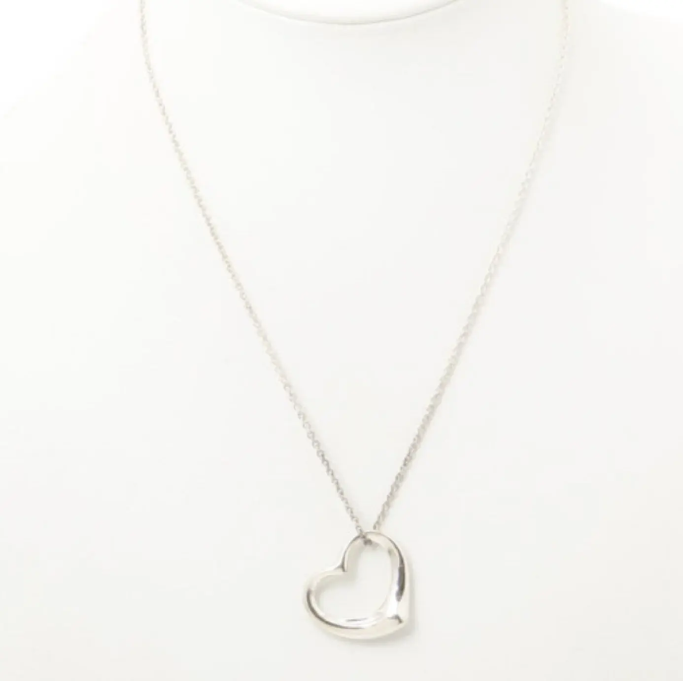 Pre-owned Tiffany & Co. Open Heart Pendant Medium 22mm wide TIF1026