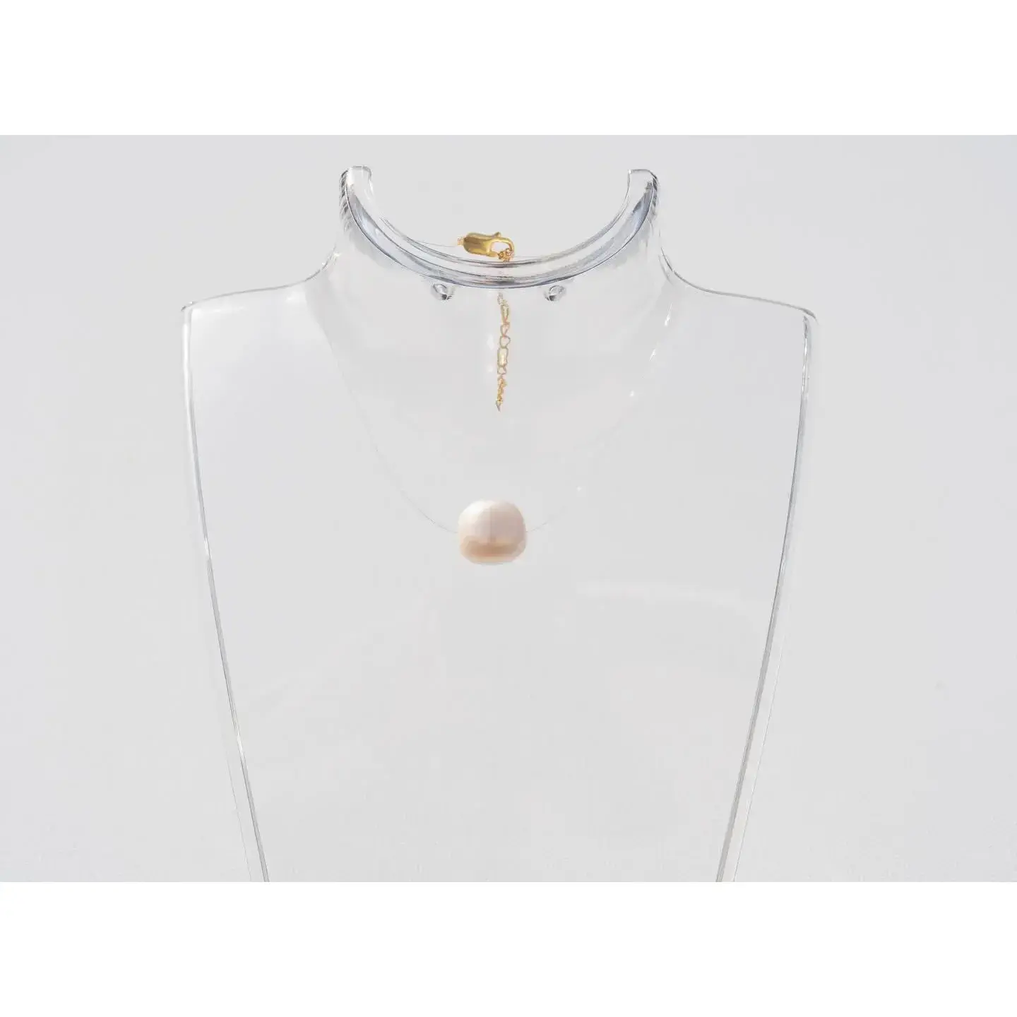 White Ladyfish Floating Pearl Necklace