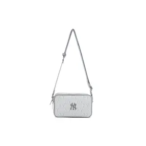 MLB New York Yankees Vintage Floral Crossbody Bag in Gray-White for Men and Women
