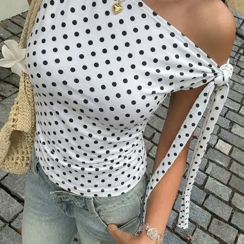 Women's Polka Dot Cross-Shoulder Strap Tie Design Fitted Top, Fashionable Aesthetic Casual Daily Commute Wear, Office, Stylish Ladies' Blouse, Casual Daily Tops, Womenswear