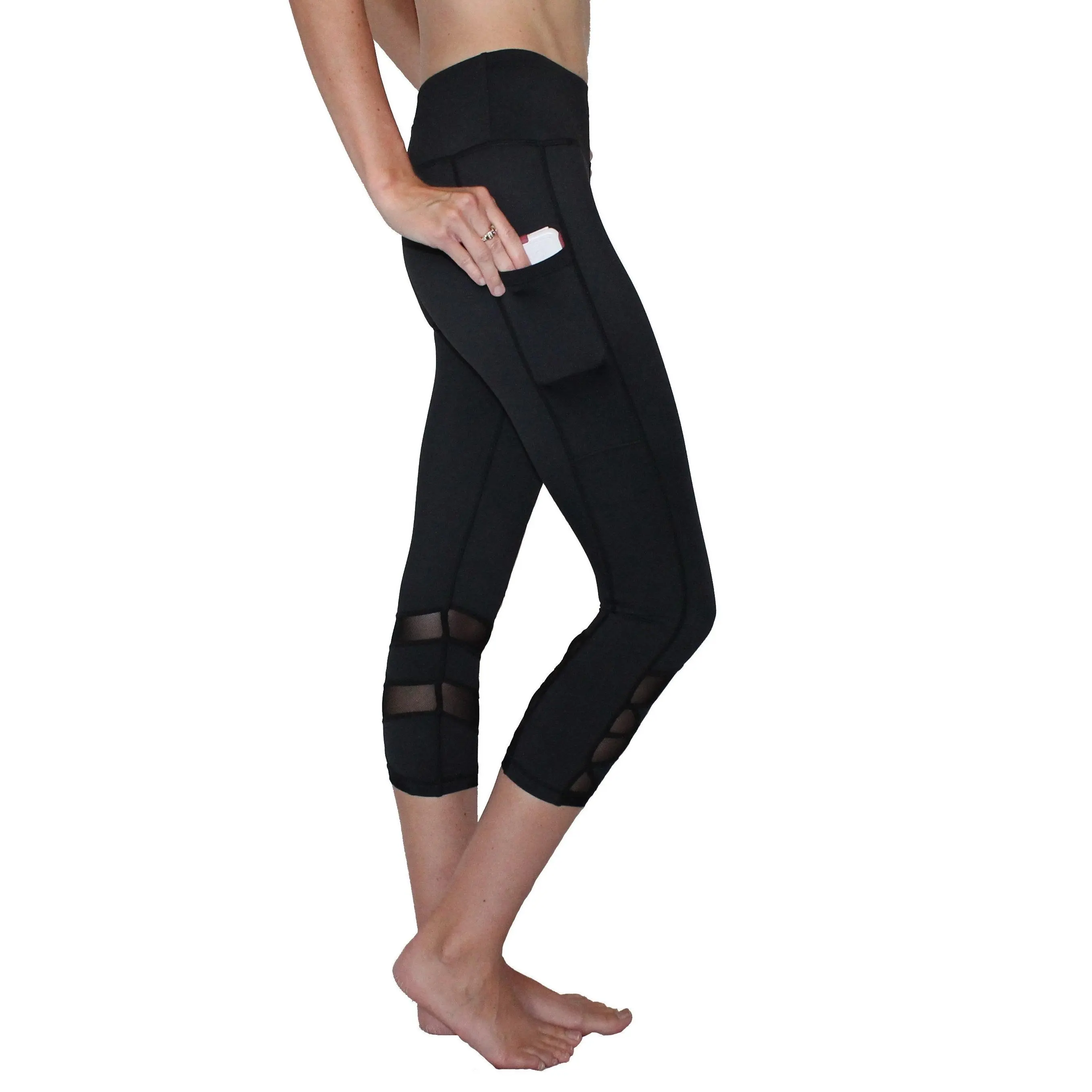 MoveFree Mesh Pocket Capri Leggings