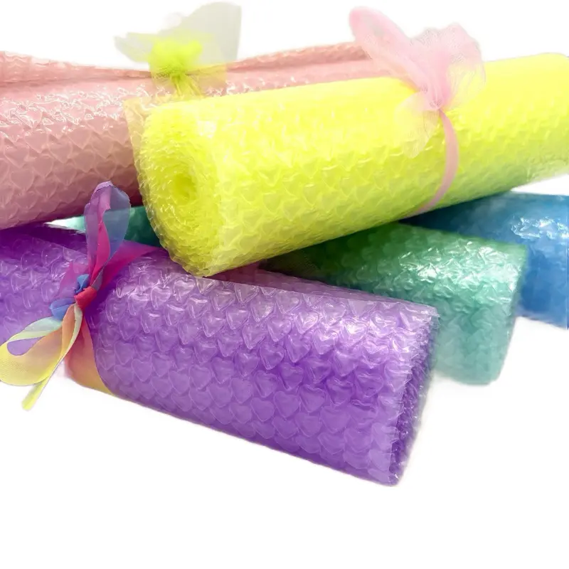 Heart-Shaped Bubble Wrap - Office Stationery Gift Wrapping Material for Valentine’s Gift, Birthday Party, Mother’s Day Craft Projects