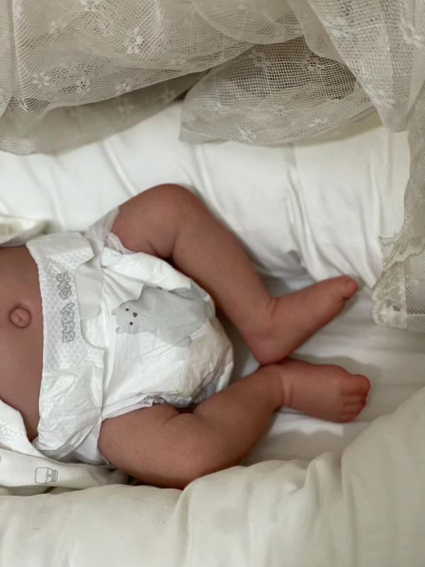 Reborn Baby Dolls Girl Full Body 18inch Realistic Baby Doll Anatomically Correct, Real Baby Doll That Look Real Life Reborn Dolls with Accessories