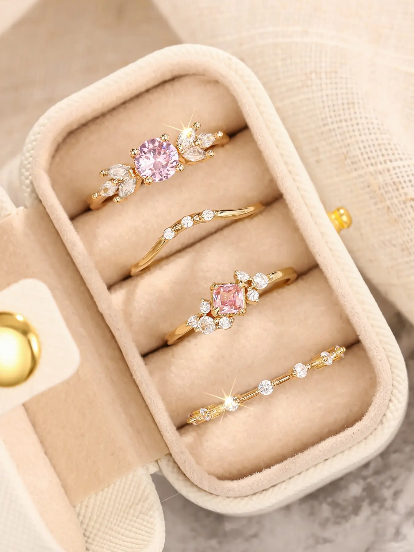 Elegant Cubic Zirconia Jewelry Beautiful Rings Set for Women, Wedding Engagement Anniversary Party Accessories Gift Box Included, All Seasons Casual Style