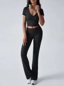 Sports-style short-sleeve T-shirt and yoga pants set for women, spring/summer 2026