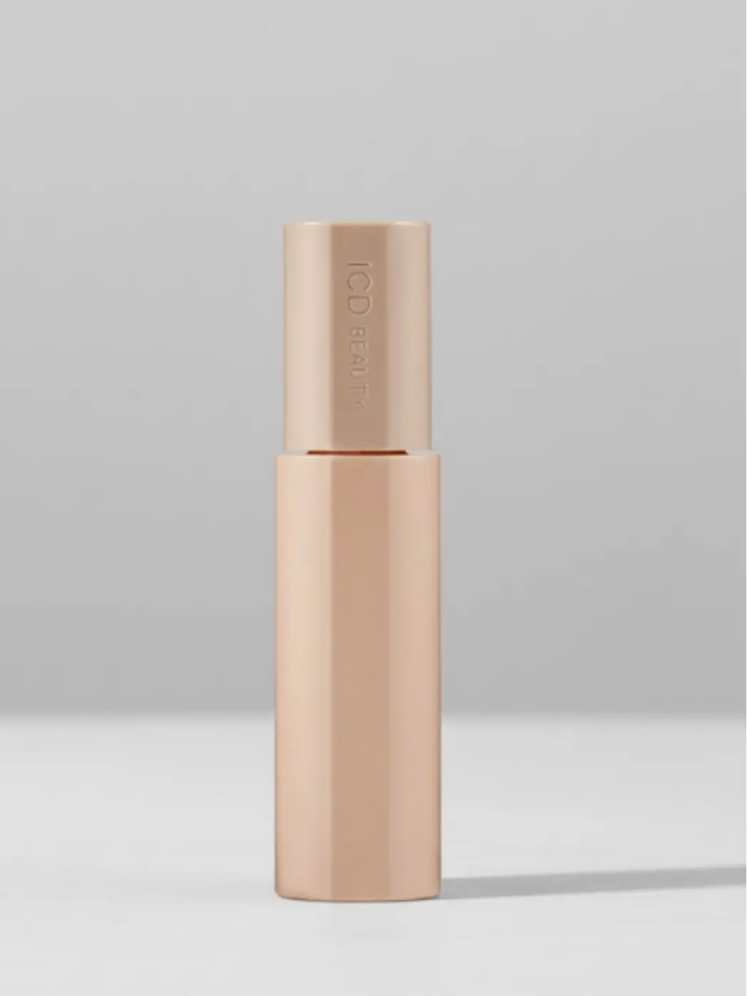 Riman ICD Sheer Glow BB Cream - Smooth, Lightweight Cosmetic Makeup for Flawless Skin, Brightening, Easy to Apply, Suitable for All Skin Types