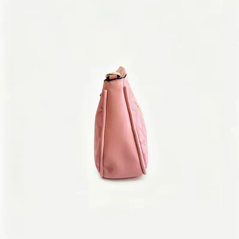Nice handbag and also shoulder bag