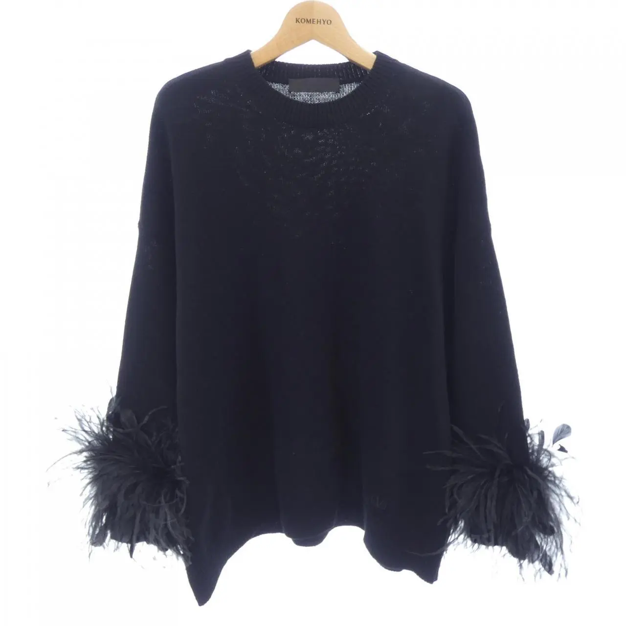 Pre-owned Valentino Wool Small Leather Goods Knit Top