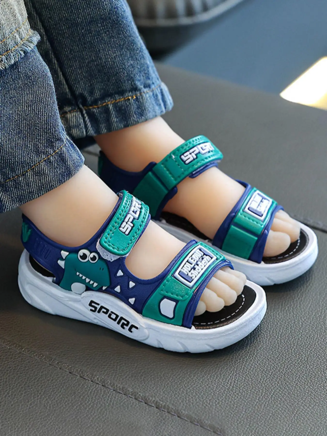 Cute Cartoon Dinosaur Decor Velcro Sandals for Boy, Casual Soft Sole Non-slip Sandals for Summer, Comfortable Breathable Shoes for Outdoor