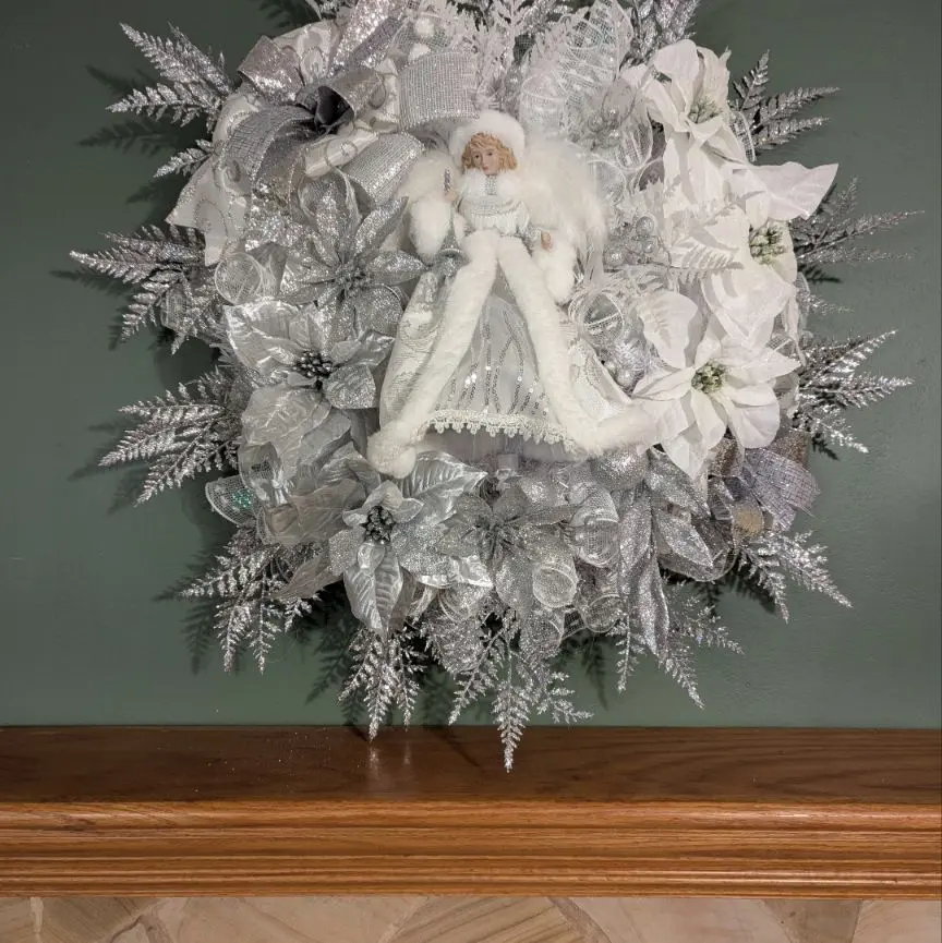 Angel wreath, Christmas White and Silver Angel wreath