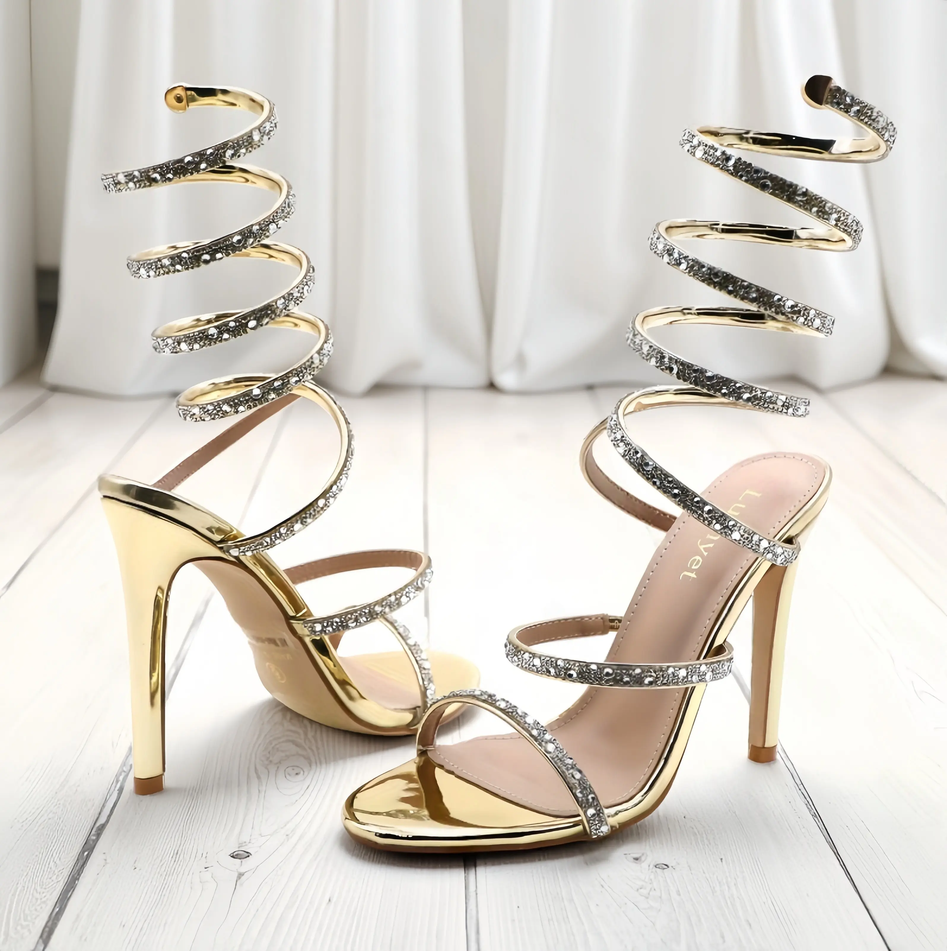 Classy Elevated Heeled Sandals with Stylish Spiral Straps, Fashionable Rhinestone High Heels for Parties and Weddings, Fashionable Rhinestone Sandals, Classy Elevated Sandals
