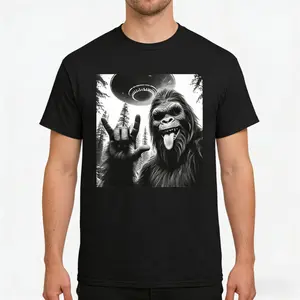 Gorilla and UFO T-Shirt, Unisex Sarcastic Cartoon Ape Graphic Tee, Alien Spaceship Novelty Short Sleeve Apparel for Men and Women, Aesthetic Hand Gesture Fashion Top, Casual Regular Fit Streetwear Party Shirt