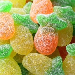 Keezy Sweet Treatz 5 pound Patriotic Snackle Box  Pick-N Mix Sweet & Sour Variety Gummy Candy - Unique Flavor Experience with Sour and Sweet Candies - Bonbon, Chewy, Fruit, Snack