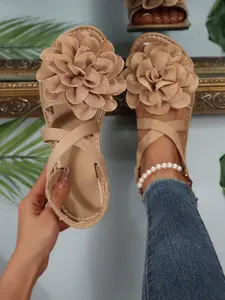 Unique New Floral Decor Flat Sandals, Fashionable Non-Slip Women's Slippers, Beach Casual Party Shoes, Available in Multiple Colors, Beach Footwear