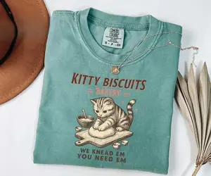 Comfort Colors Kitty Biscuits Bakery We Knead Em You Need Em Shirt, Cat Biscuit Maker Shirt, Funny Cat Kneading Shirt, Kitty Lover Gift Tee