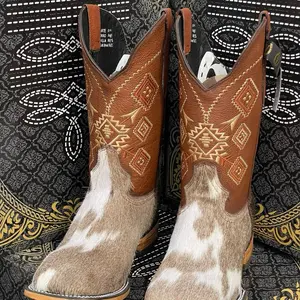 Men's Cow-hide Boots with Aztec Pattern and Comfortable Sole for Everyday Wear