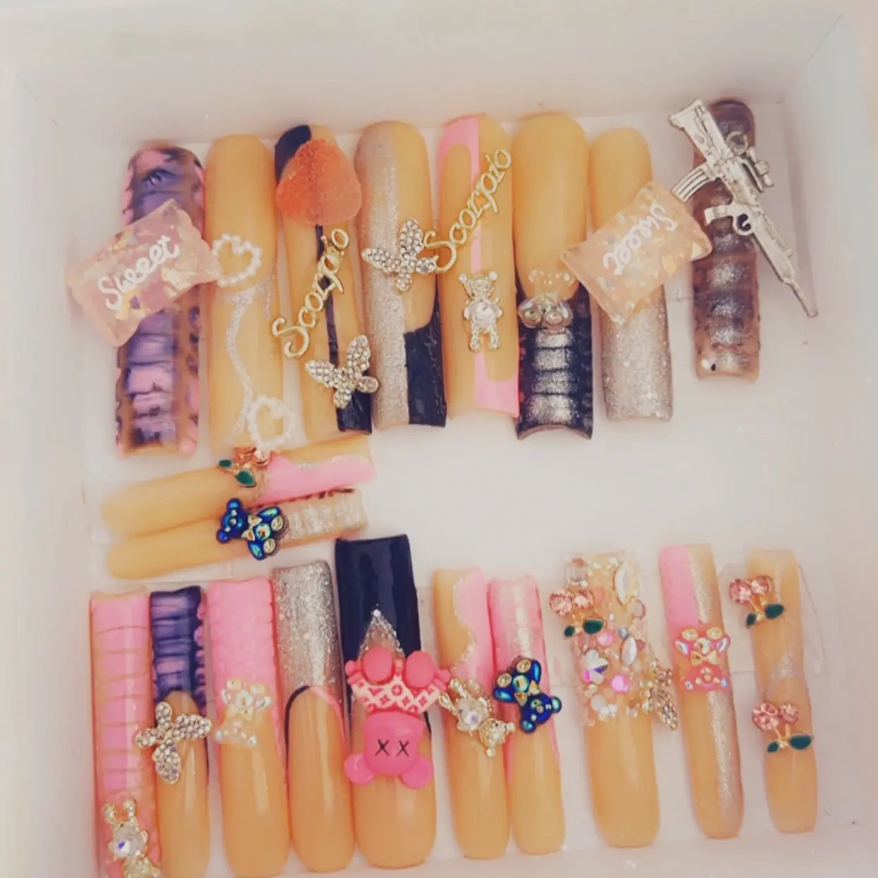 Press on nailz Long-lasting High Gloss