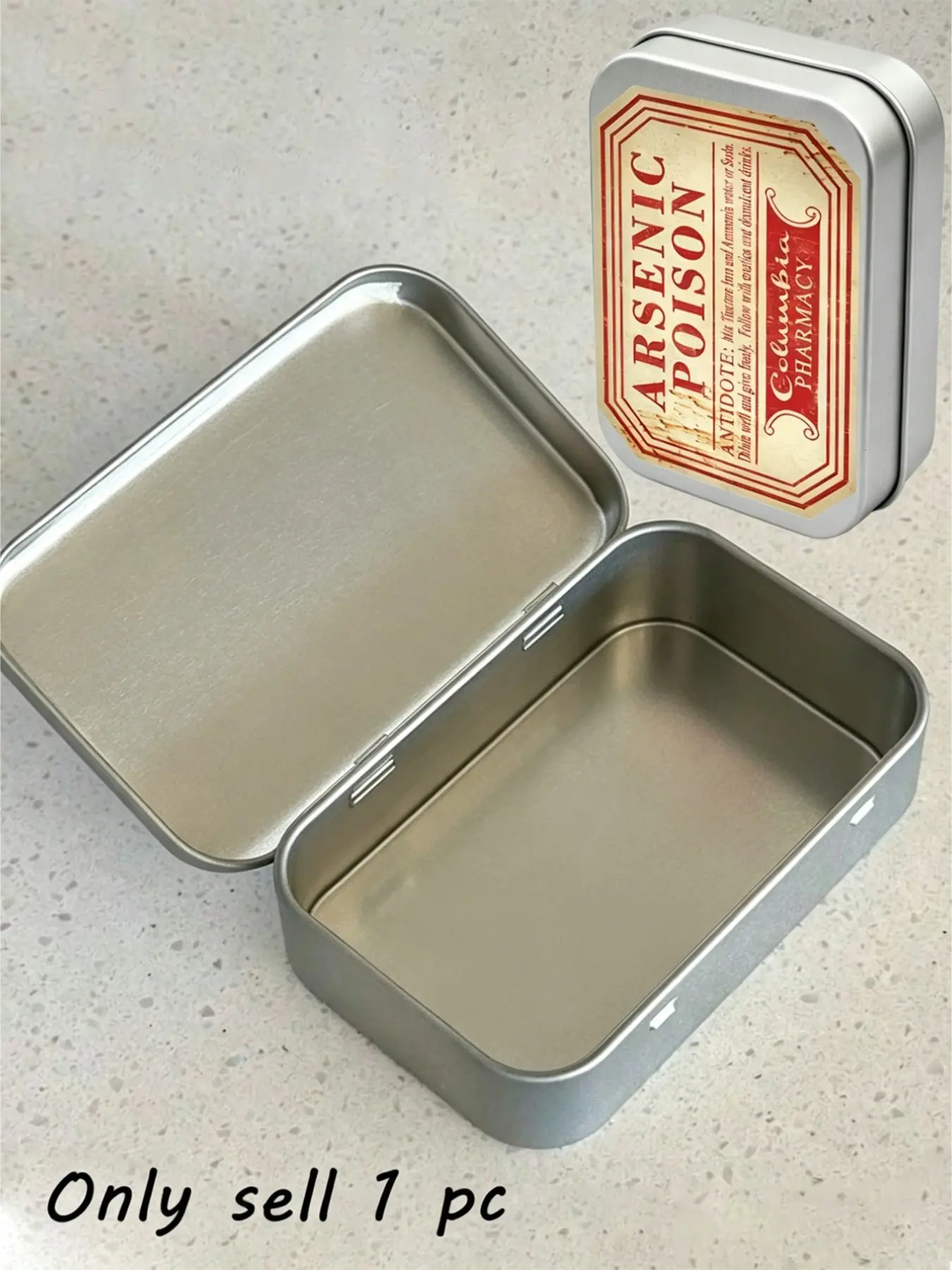 Retro-Style Silver Rectangular Hinged Metal Tin, DIY Mini Portable Case, Compact Storage Container, Organizer Storage, Foldable Metal Box, Durable Metal Box, Folding Storage Containers. Ideal for storing jewelry, pills; Mother's Day gift