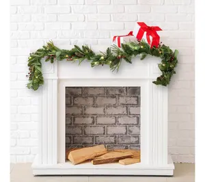 Santa's Workshop 5ft Mixed Pine & Berry Garland