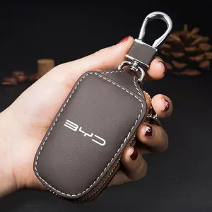 D-Type Leather Keychain Zipper Pouch with Metal Hook, Suitable for Byd F3 E6 Yuan Plus Atto F0 G3 I3 Ea1 Song Max Tang Dmi F3 2014 G6 Car Accessories