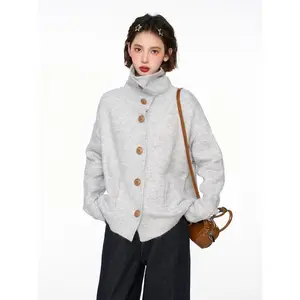 Women’s Korean-style gray knit cardigan sweater with a stand-up collar and a thick coat-like top, suitable for autumn and winter, ideal for wearing at home, indoors, and outdoors