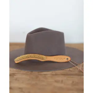 HAT BRUSH