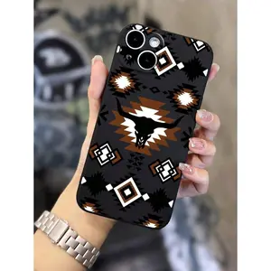 Western 1pc Western-Style Bullfight Bone Geometric Pattern Perforated Black Soft Mobile Phone Case, Compatible With IPhone 11/12/13/14/15/16 Pro Max Waterproof Shockproof Anti-Fall Scratch Resistant
