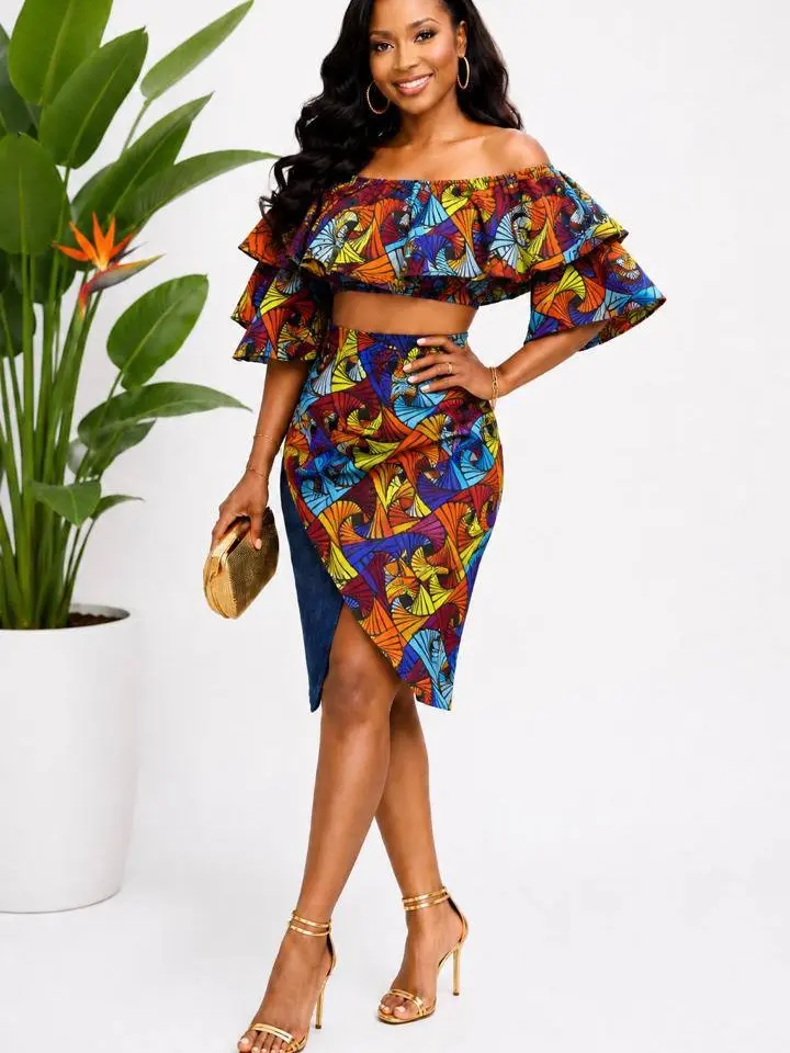 Women's African Print 2-Piece Clothing Set - Off-Shoulder Crop Top, High-Waisted Bold Midi-Length Skirt with Stretch Fabric, Flattering Cut