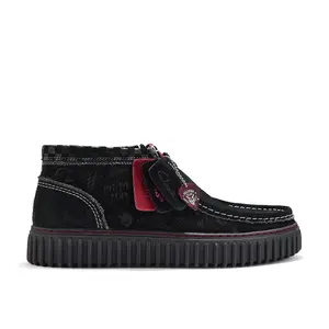 Clarks Torhill HI Stranger Things 26184650 Mens Black Suede Chukkas Boots