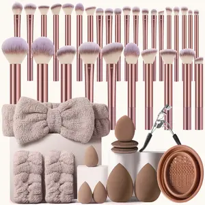 42PCS Makeup Tools Set Including:30PCS Makeup Brush Set+2PCS Makeup Sponges+3PCS Mini Makeup Sponges+3PCS Mini Air Cushion Powder Puffs+1pc Eyelash Curler+1pc Hairband+2PCS Hand Bowl Strap+1pc Makeup Brush Cleaning Tools