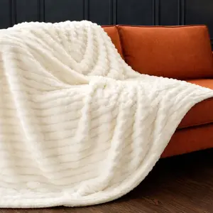 【Limit One Gift Per Customer】【Random Color】Ultra Soft Fuzzy Throw Blanket, Lightweight Plush Queen Blanket for Bed, Warm and Cozy All Season Comfort, Machine Washable Easy Care