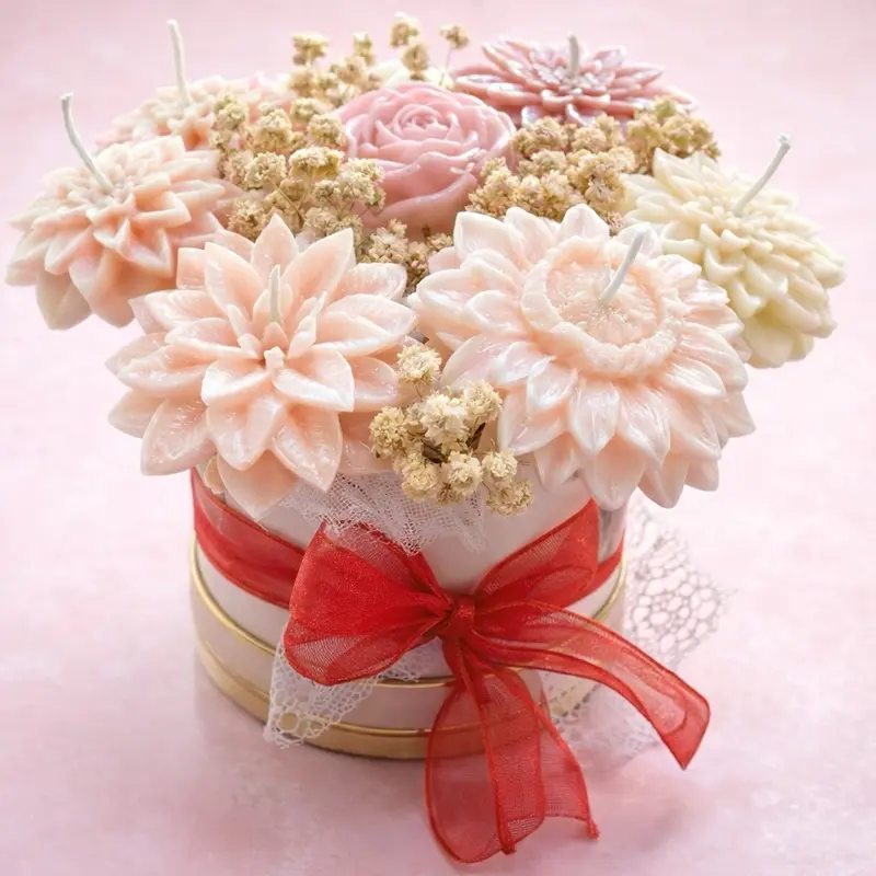 Floral Elegance Soy Candle Bouquet - Handmade 100% Natural Soy Wax with Delicate Floral Scents in Heart-Shaped Container for Decor & Ornaments