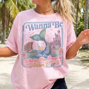 Vintage Sarcastic Tee Mermaid I Wanna Be Where The People Aren't Graphic Tshirt Introvert Retro T-shirt Beach Vacation Top Womens Unisex Lightweight Shirt Summer Ocean Tee