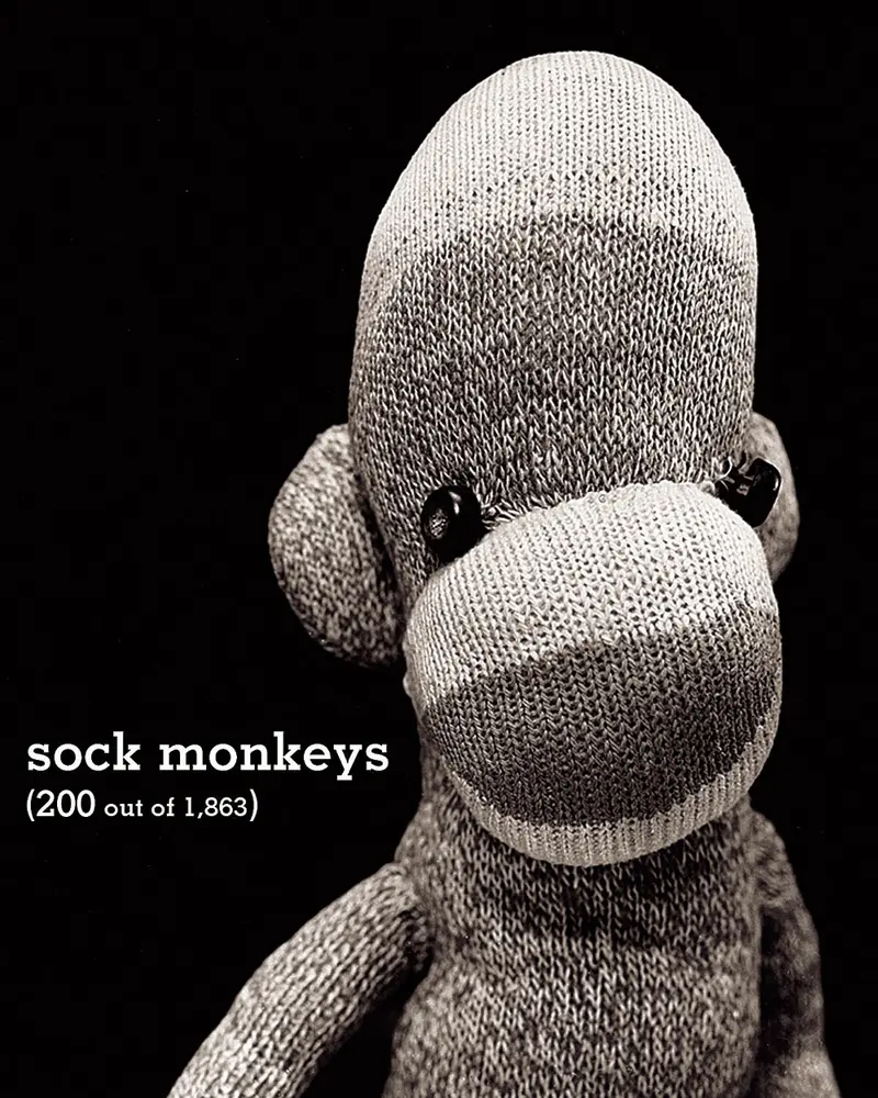 USED Book - Sock Monkeys: 200 Out of 1,863 by Svenson, Arne (Paperback) - english