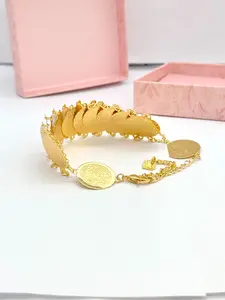 Women's Elegant Fashion Cuff Bracelet, Luxurious Ethnic Pattern Design, Perfect for Fall & Winter Season, No Choking Hazard