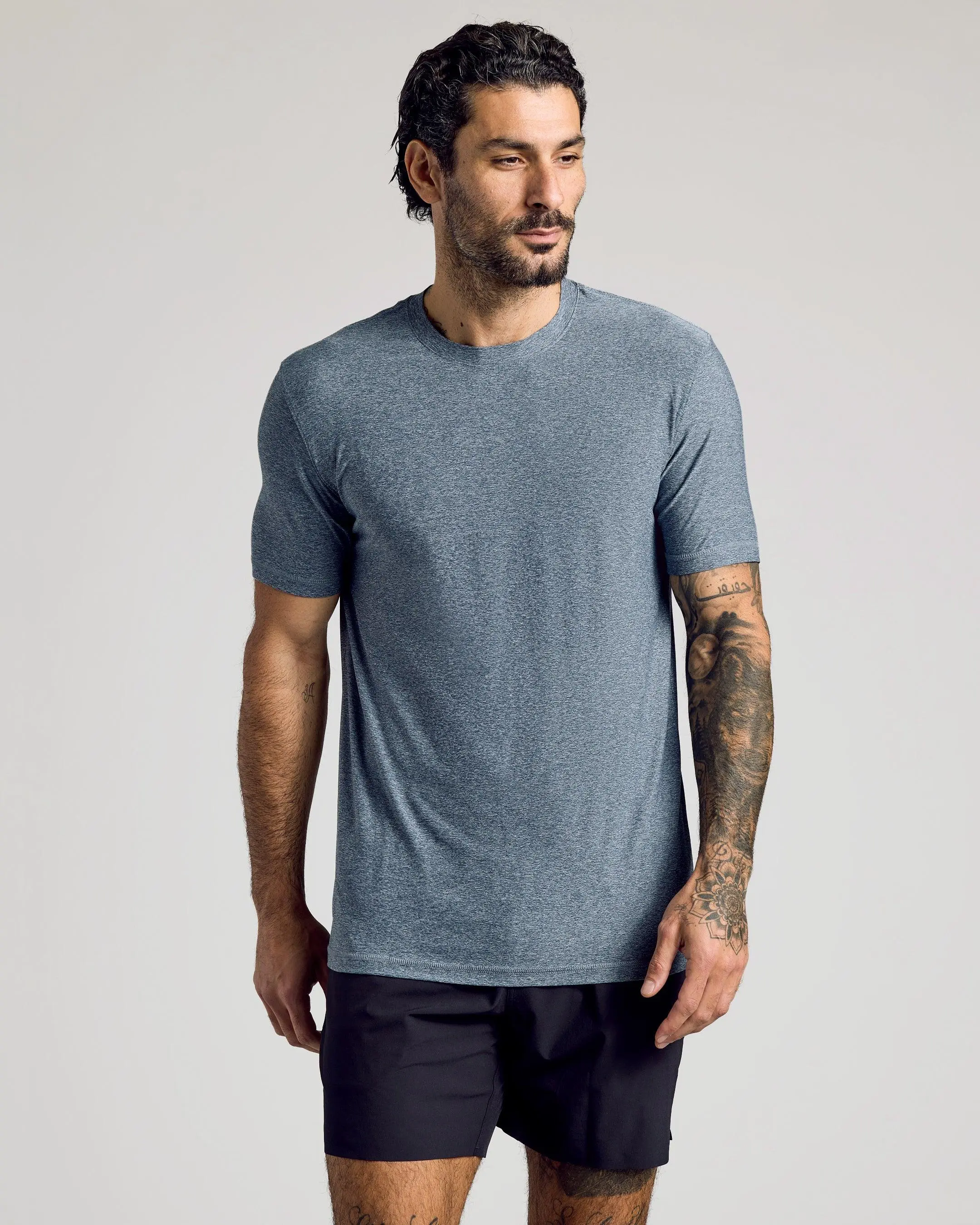 True Classic Men's Active Crew Neck T-Shirt True Classic Men's Active Crew Neck T-Shirt
