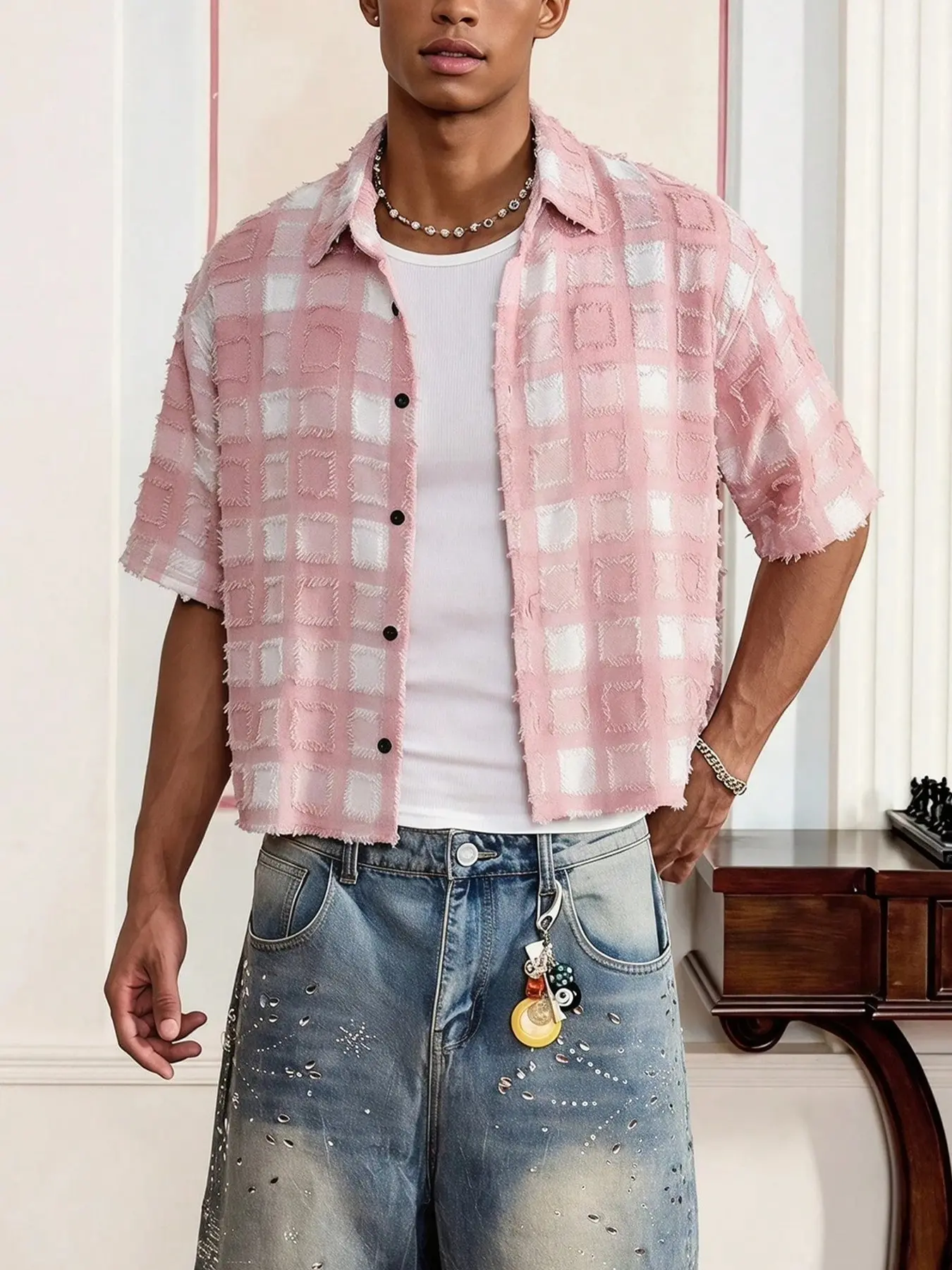 Men's Pink White Plaid Cropped Short Sleeve Casual Loose Shirt, Frayed Texture Collared Button Down Top, Casual Streetwear Summer Outfit, Checkered Shirt