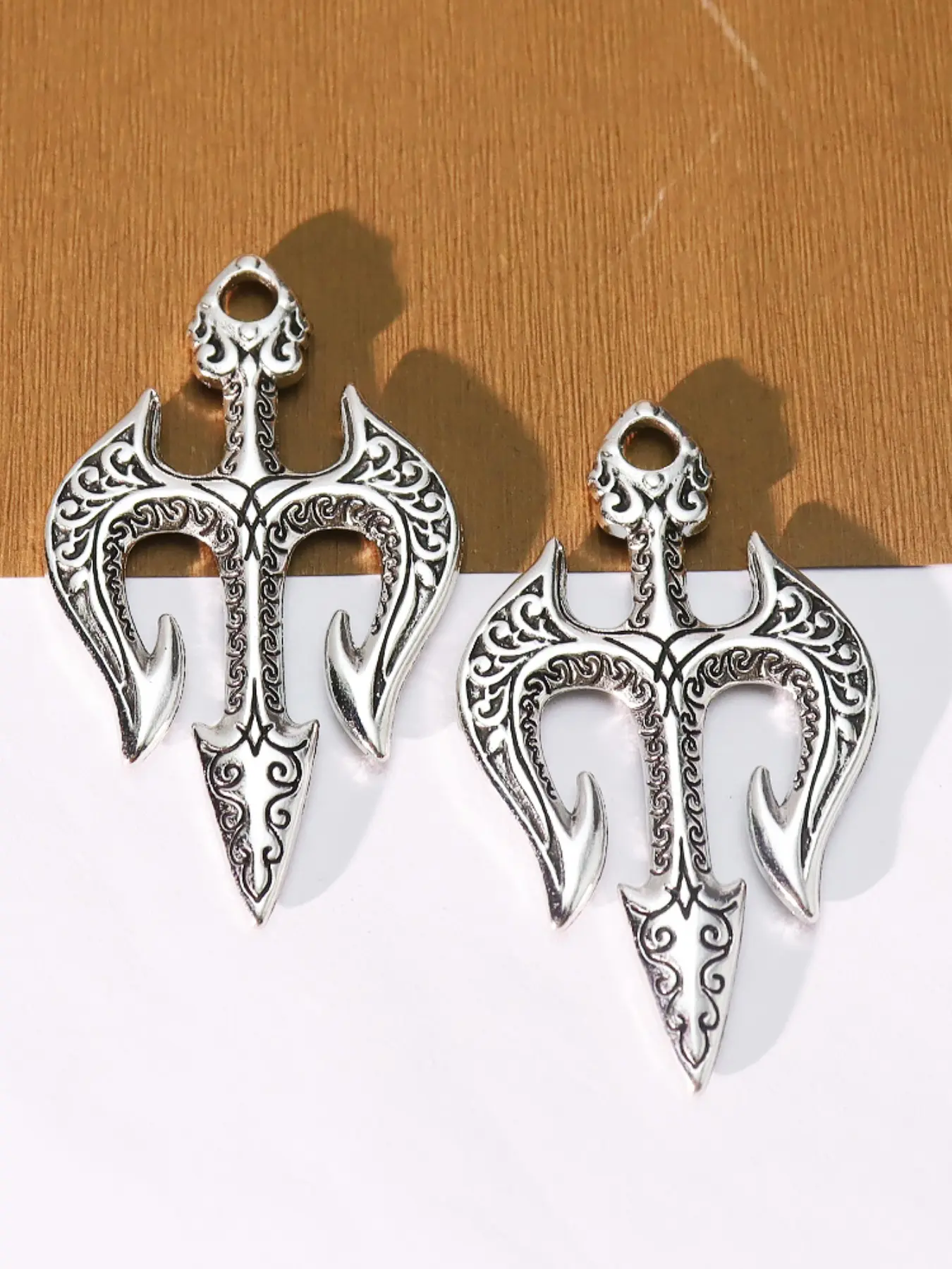 2pcs Neptune Trident Pendant Necklace for Men  Vintage Punk Hip Hop Jewelry Fade Resistant Retro Carved Statement Charm Pendant