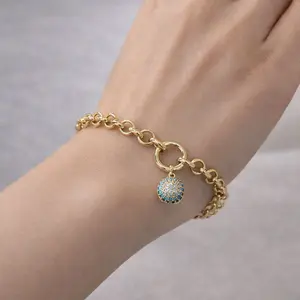 pulcera moderna con colgante de ojito turco laminado para uso diario