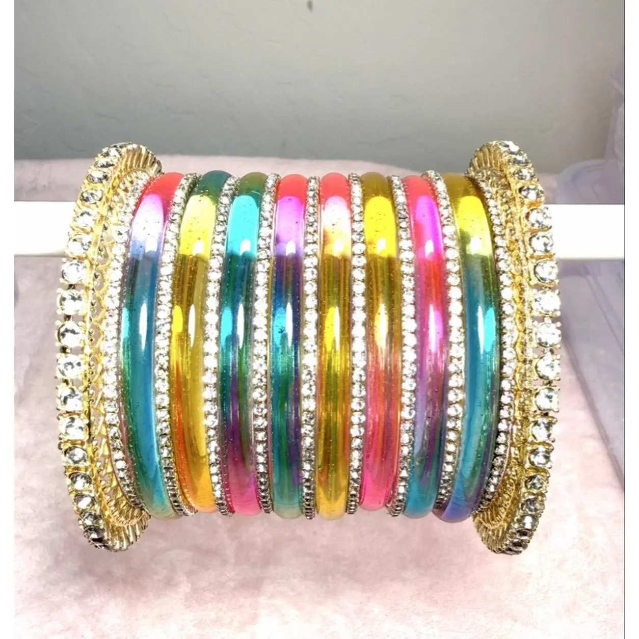 Women's Multi-Color Rhinestone Jelly Bangles Set Traditional Ethnic Resin Bracelet Stack for Wedding Party Jewelry Accessories