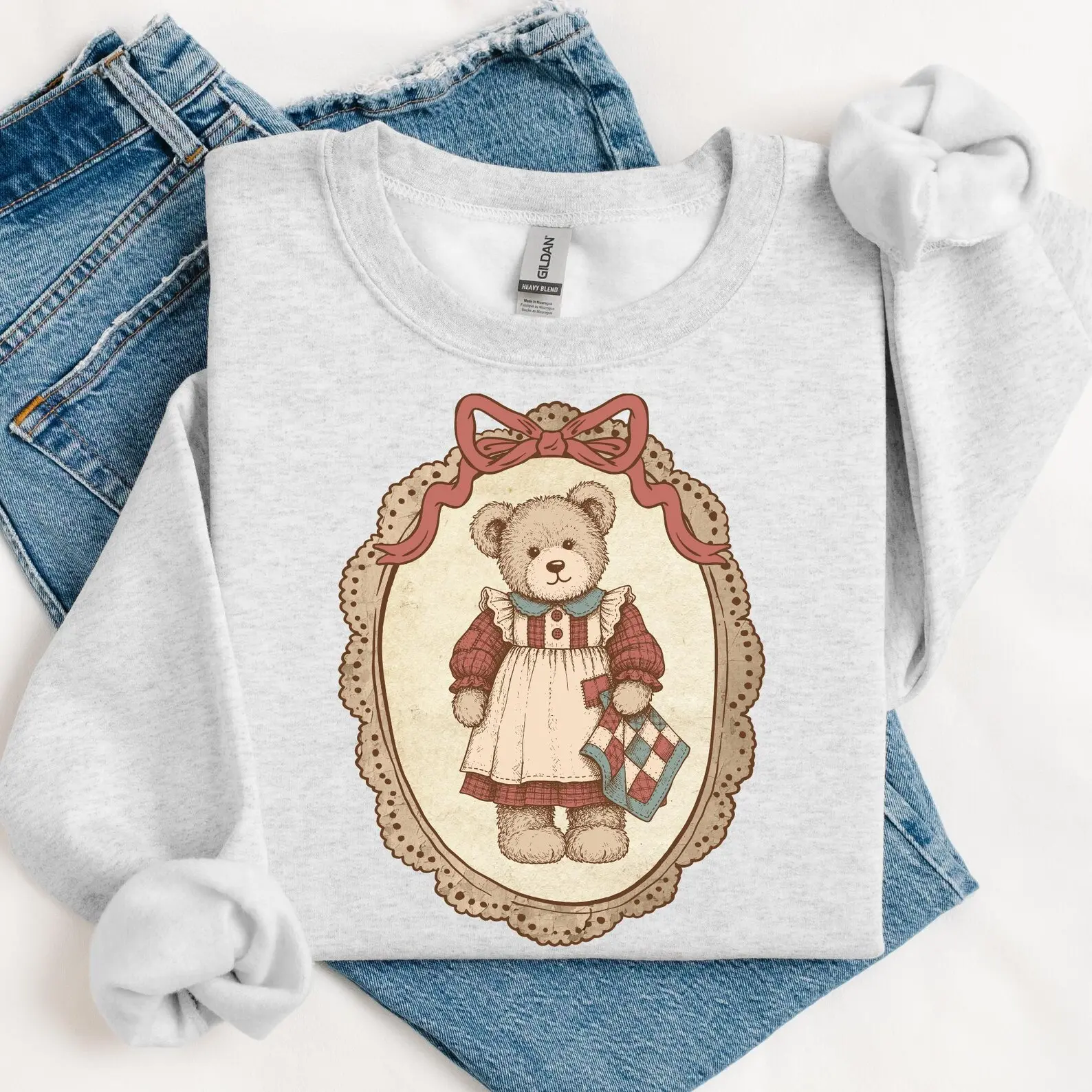 Vintage Thrifted Teddy Sweatshirt T-Shirt, Coquette CottageCore Oval Frame Teddy Shirt, Grandma Core Design For Daily Wear, Women's Crew Neck Top