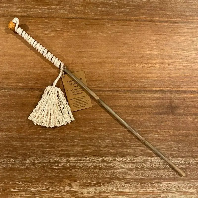 Natural Bamboo Cat Wand Toy: Organic Cotton, Dye-Free