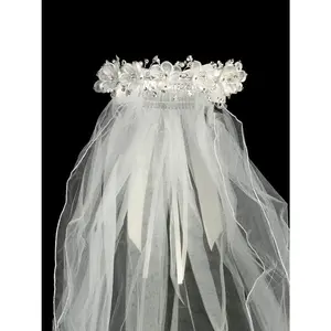 Crown with Veil 722C